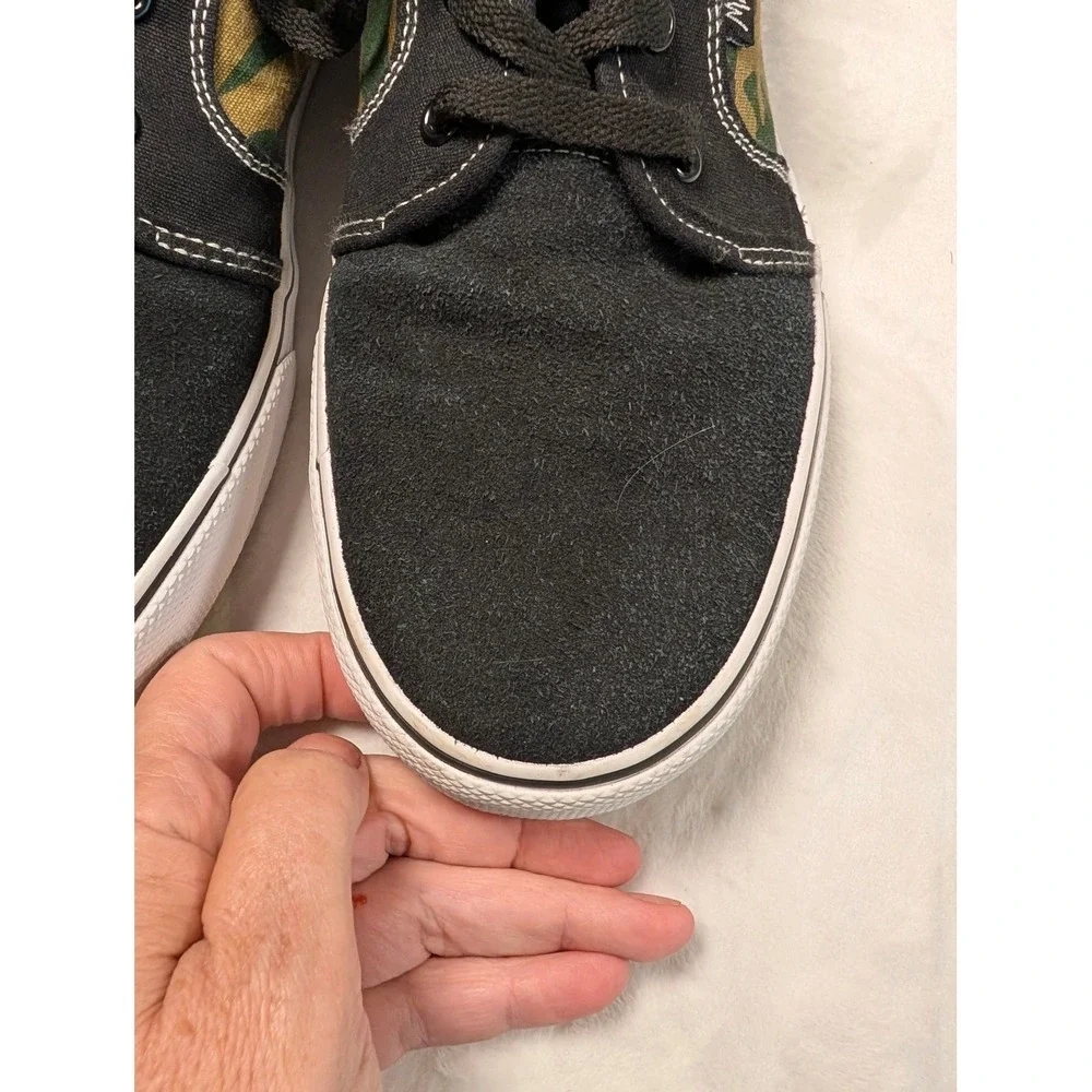 Maui and Sons Mens Camo Canvas Suede Low Top Skate Sneakers Black Green Size 12